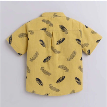 Generic Boy's Cotton Blend Printed Short Sleeve Shirt and Shorts Set (Yellow)